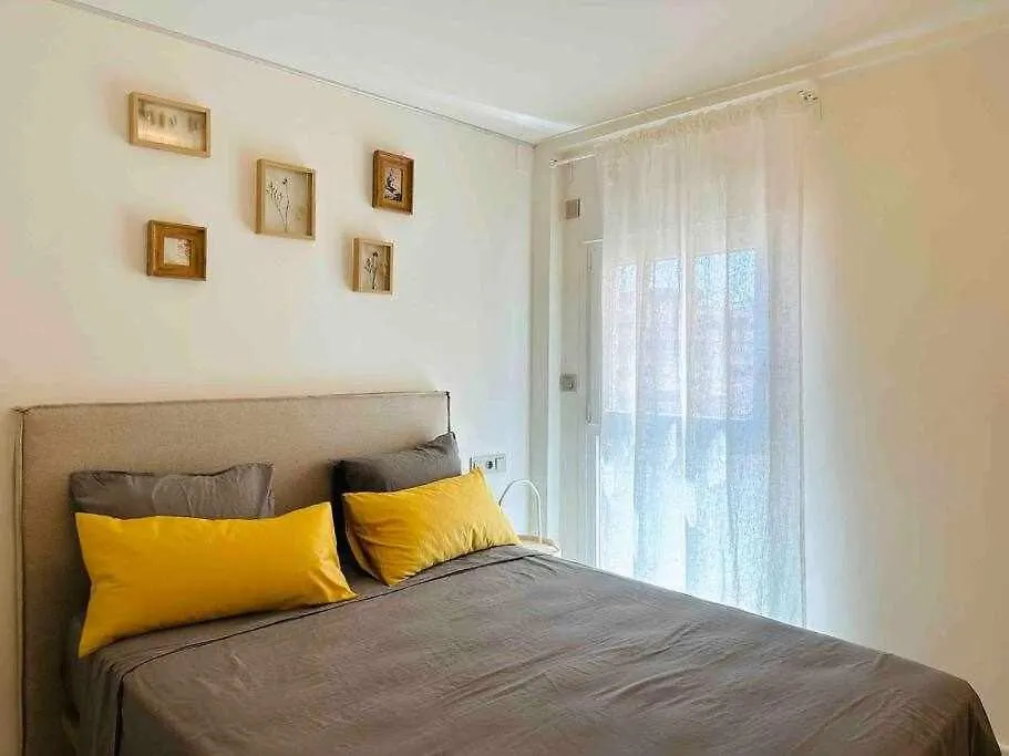 Pepes Suite 3 Habitaciones & Parking トレモリノス 0*,  スペイン