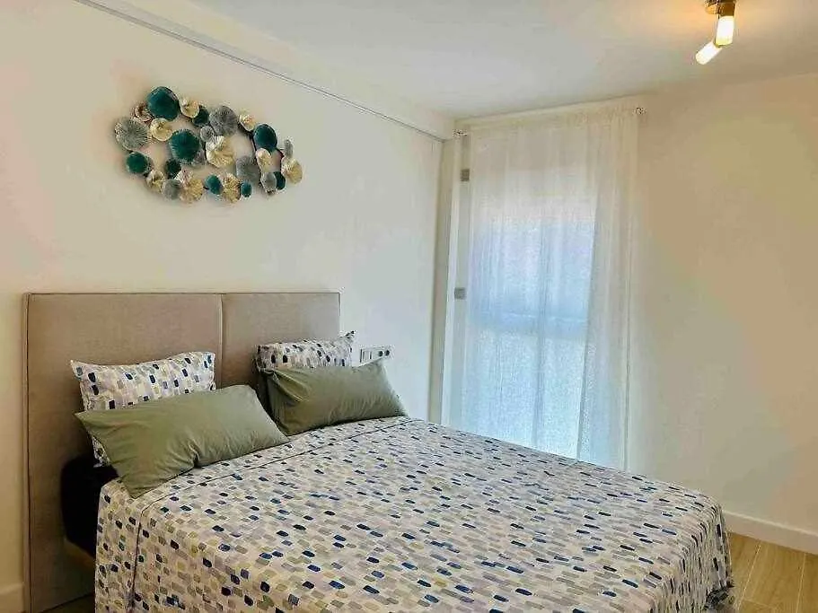 アパート Pepes Suite 3 Habitaciones & Parking トレモリノス スペイン